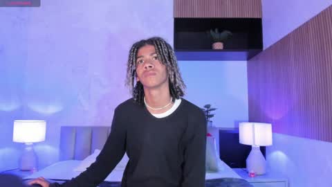 Snapshot of maxim_walker chatting on 02-09-25, 03:00 maxim online show from 02-09-25, 03:00