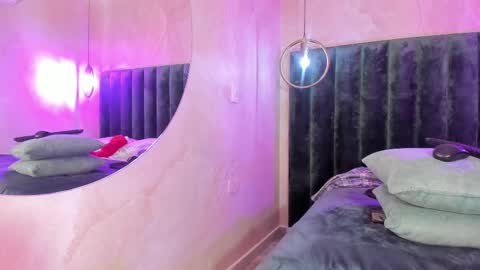 Snapshot of maxim_walker chatting on 03-08-25, 06:21 maxim online show from 03-08-25, 06:21