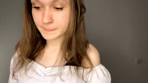 Snapshot of maximaboamah chatting on 05-08-26, 03:34 July online show from 05-08-26, 03:34