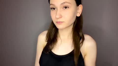 Snapshot of maximaboamah chatting on 05-15-26, 02:40 July online show from 05-15-26, 02:40