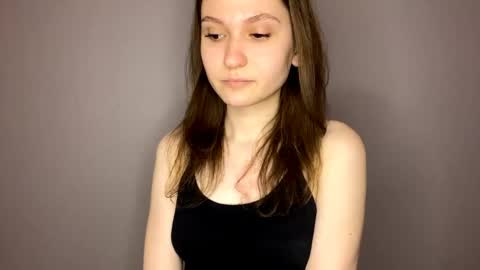 Snapshot of maximaboamah chatting on 05-23-26, 02:17 July online show from 05-23-26, 02:17