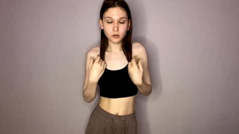 Snapshot of maximaboamah chatting on 06-01-26, 02:13 July online show from 06-01-26, 02:13