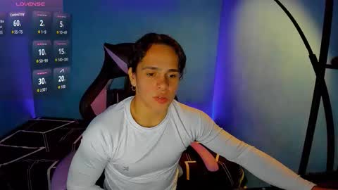 Snapshot of maximiliano_scoott_ chatting on 10-03-25, 07:11 maximiliano_scoott_ online show from 10-03-25, 07:11