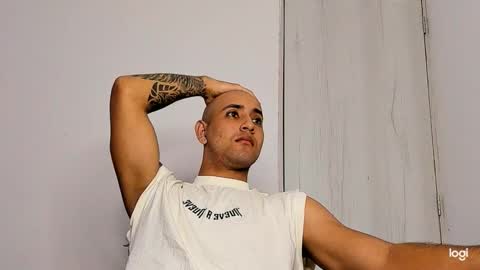 Snapshot of maximo004 chatting on 01-05-26, 10:46 Maximo online show from 01-05-26, 10:46