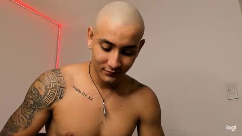 Snapshot of maximo004 chatting on 01-17-26, 11:30 Maximo online show from 01-17-26, 11:30