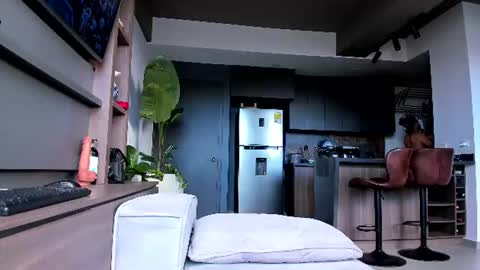 Snapshot of maximo_and_marcelo chatting on 07-16-26, 12:11 maximo_and_marcelo online show from 07-16-26, 12:11