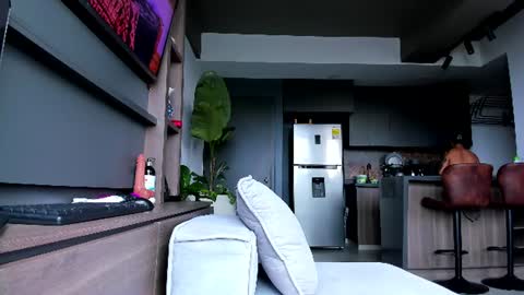 Snapshot of maximo_and_marcelo chatting on 07-20-26, 12:07 maximo_and_marcelo online show from 07-20-26, 12:07