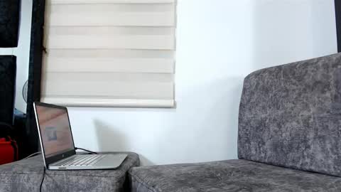 Snapshot of maximo_sebastian chatting on 12-18-25, 07:31 Maximo Sebastian online show from 12-18-25, 07:31