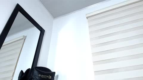 Snapshot of maximo_sebastian chatting on 02-19-26, 06:31 Maximo Sebastian online show from 02-19-26, 06:31