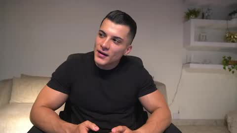 Snapshot of maximohoot chatting on 06-07-26, 12:59 Sebastian online show from 06-07-26, 12:59