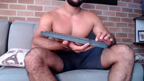 maximotorricelli online show from 02-04-25, 06:38