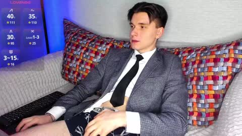 Snapshot of maximum_hot chatting on 01-03-25, 03:44 Max online show from 01-03-25, 03:44