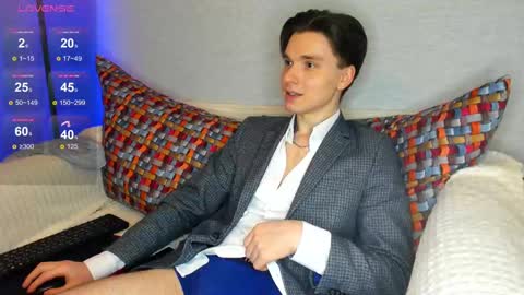 Snapshot of maximum_hot chatting on 02-26-25, 11:26 Max online show from 02-26-25, 11:26