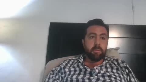 Snapshot of maximus1350 chatting on 02-04-25, 11:27 Maximus1350 online show from 02-04-25, 11:27