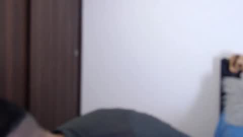 Independent Model online show from 01-04-25, 04:01