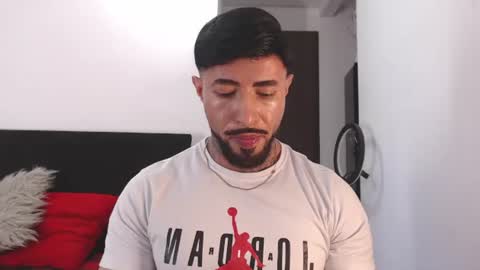 Snapshot of maximus_golden chatting on 06-30-26, 03:51 Independent Model online show from 06-30-26, 03:51