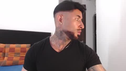 Snapshot of maximus_golden chatting on 07-14-26, 04:50 Independent Model online show from 07-14-26, 04:50