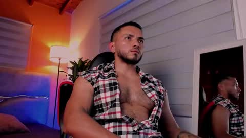 Snapshot of maximusclark chatting on 03-21-26, 11:08 Maximus Clark online show from 03-21-26, 11:08