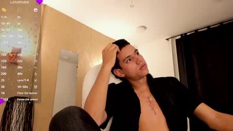 Snapshot of maximuss_19 chatting on 01-30-25, 12:29 Maximus online show from 01-30-25, 12:29