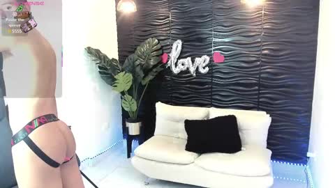 Snapshot of maximuss_19 chatting on 02-26-25, 09:05 Maximus online show from 02-26-25, 09:05