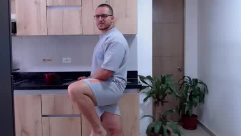 maximus online show from 03-01-26, 07:38