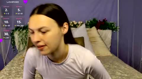 Snapshot of maxincarroll chatting on 07-11-26, 10:18 MaxinCarroll online show from 07-11-26, 10:18