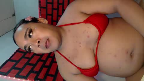 Snapshot of maxine_sucks chatting on 01-06-25, 10:02 Maxine Sucks online show from 01-06-25, 10:02