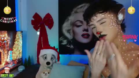 Snapshot of maxiy_001 chatting on 12-23-24, 05:17 Max online show from 12-23-24, 05:17