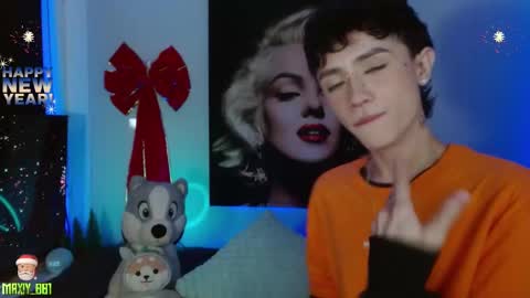 Snapshot of maxiy_001 chatting on 12-31-24, 05:22 Max online show from 12-31-24, 05:22