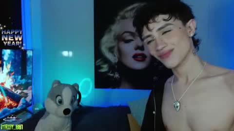 Snapshot of maxiy_001 chatting on 01-04-25, 08:06 Max online show from 01-04-25, 08:06