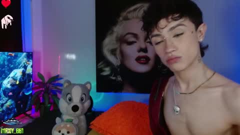Snapshot of maxiy_001 chatting on 01-19-25, 08:29 Max online show from 01-19-25, 08:29