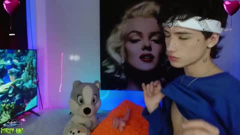 Snapshot of maxiy_001 chatting on 02-05-25, 07:07 Max online show from 02-05-25, 07:07
