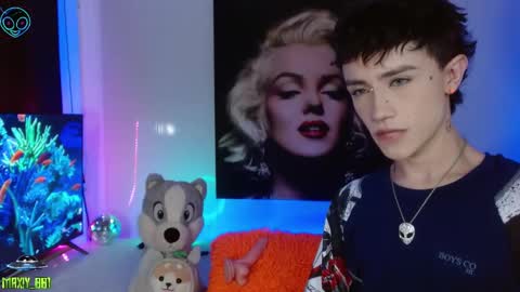 Snapshot of maxiy_001 chatting on 02-23-25, 03:40 Max online show from 02-23-25, 03:40