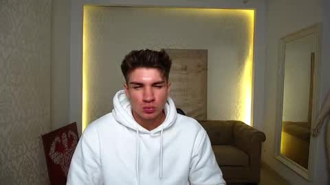 MaxKaiden online show from 10-03-25, 06:43