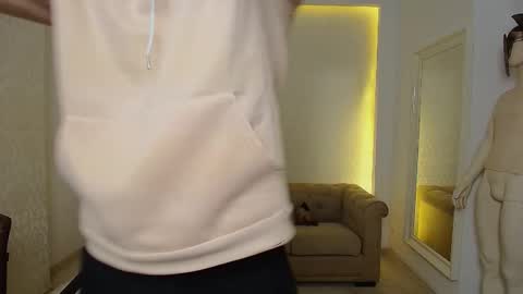 MaxKaiden online show from 11-17-25, 05:35