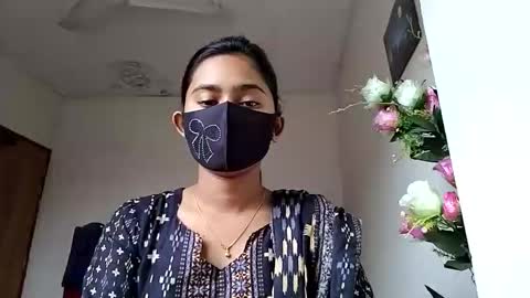 Snapshot of maxladycox chatting on 12-22-25, 03:58 Dorea online show from 12-22-25, 03:58