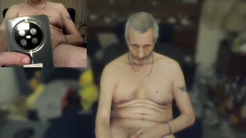 Snapshot of maxonfire74 chatting on 06-06-26, 02:05 maxsex1 online show from 06-06-26, 02:05