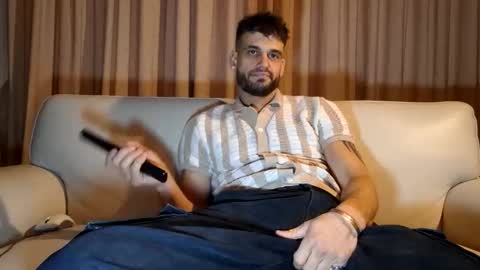 Snapshot of maxpac_rocco chatting on 09-20-25, 09:32 Luca Dominus online show from 09-20-25, 09:32