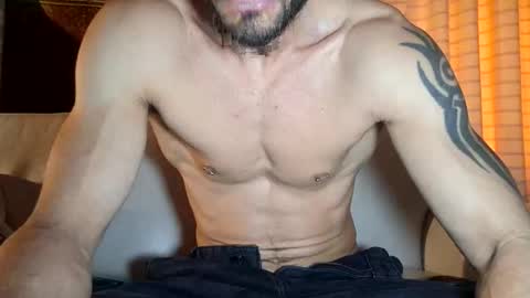 Snapshot of maxpac_rocco chatting on 10-11-25, 02:22 Luca Dominus online show from 10-11-25, 02:22