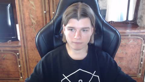 Max online show from 12-04-24, 11:30