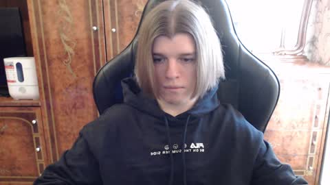 Max online show from 01-21-25, 08:52