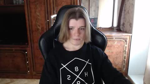 Max online show from 11-05-25, 11:54