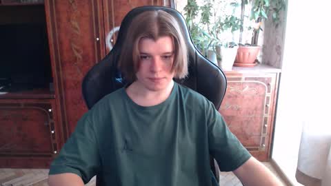 Max online show from 02-04-26, 07:58