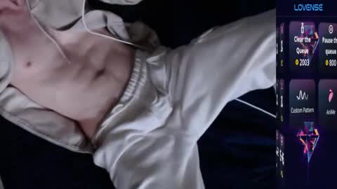 MaxRouger online show from 10-23-25, 06:28