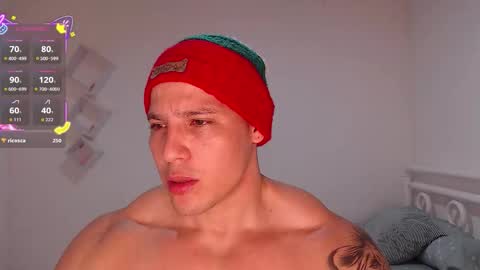 Snapshot of maxwel949813 chatting on 12-19-25, 04:25 Max online show from 12-19-25, 04:25