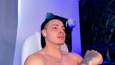 MAX online show from 12-13-25, 07:53