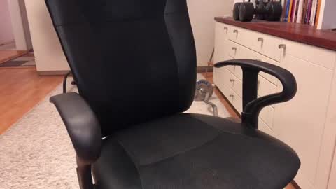 Snapshot of maxx_martin chatting on 12-02-24, 05:26 Max online show from 12-02-24, 05:26