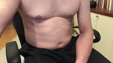 Snapshot of maxx_martin chatting on 02-14-25, 05:30 Max online show from 02-14-25, 05:30