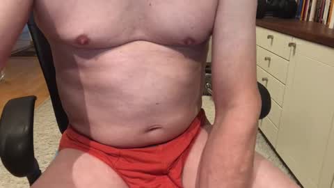 Snapshot of maxx_martin chatting on 10-24-25, 07:05 Max online show from 10-24-25, 07:05