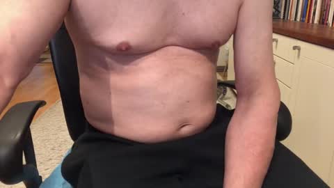 Snapshot of maxx_martin chatting on 01-08-26, 07:32 Max online show from 01-08-26, 07:32